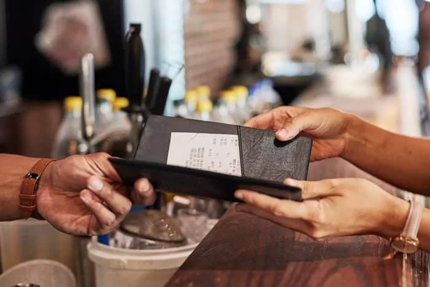 Facturas de restaurantes: deducciones fiscales