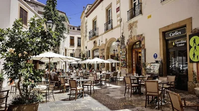 Convenio de Hostelería de Cáceres 2025: Guía Completa