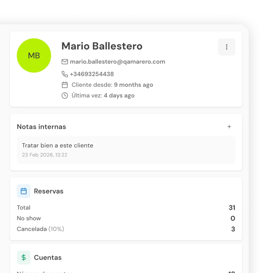 Mesa con reserva vinculada mostrando datos del cliente, notas de reserva y alerta de cumpleaños en el panel