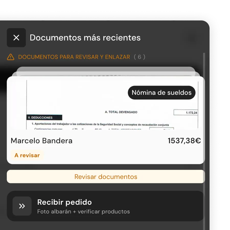 Panel de documentos con facturas, albaranes y nóminas subidas y categorizadas automáticamente