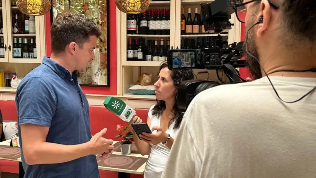 Qamarero en Andalucía Directo